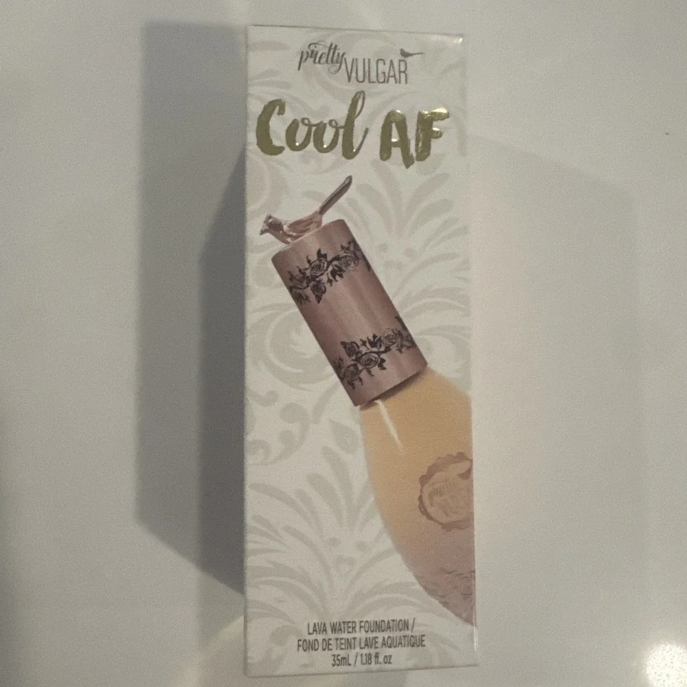 Pretty Vulgar Cool AF Foundation 1.18 Oz. 76 Bare Bae 01B5 NIB